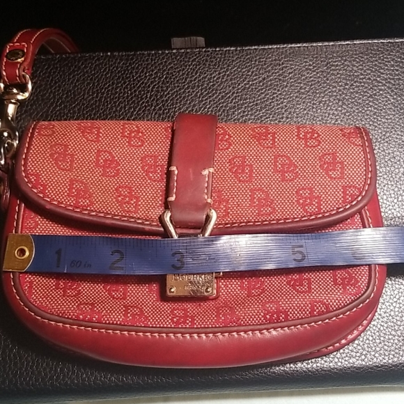 Dooney & Bourke Wristlet - Picture 9 of 10